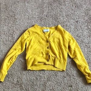 Old navy mustard yellow shirt